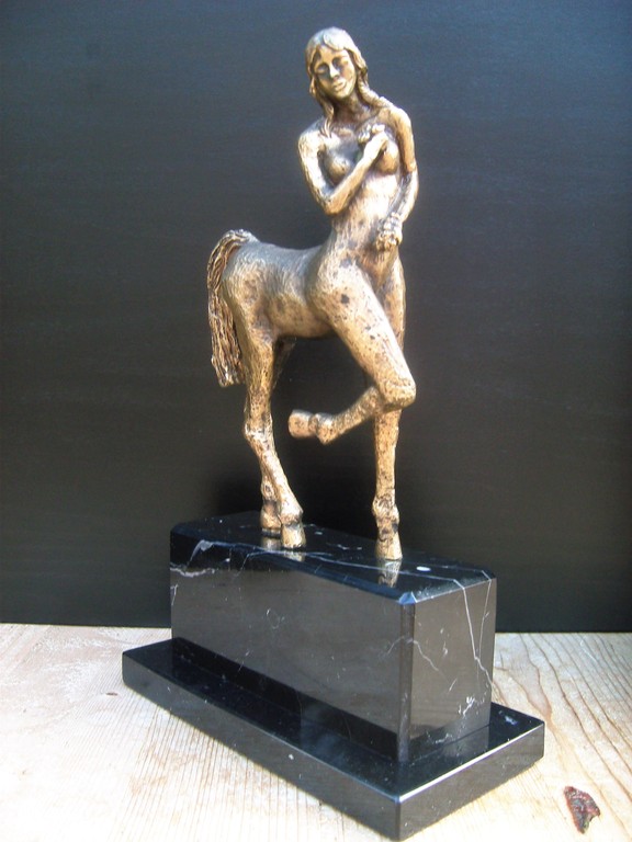 Onbekende kunstenaar: Zeer fraai bronzen beeld van een centaur. kopen? Bied vanaf 135!