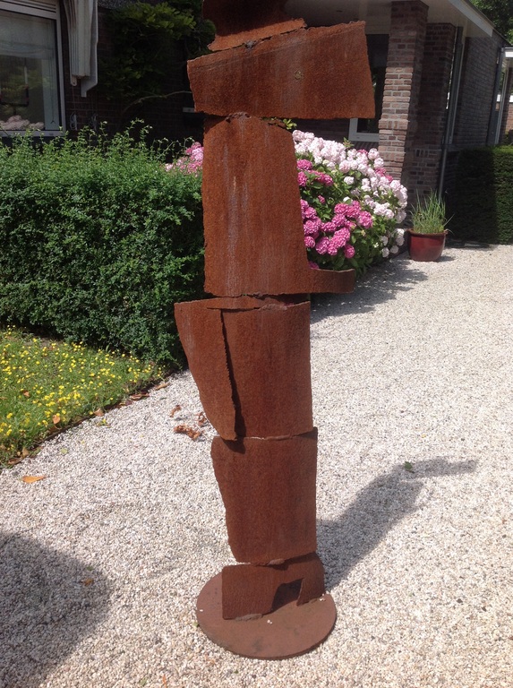 Theo Niermeijer IJzeren sculptuur kopen? Bied vanaf 400!