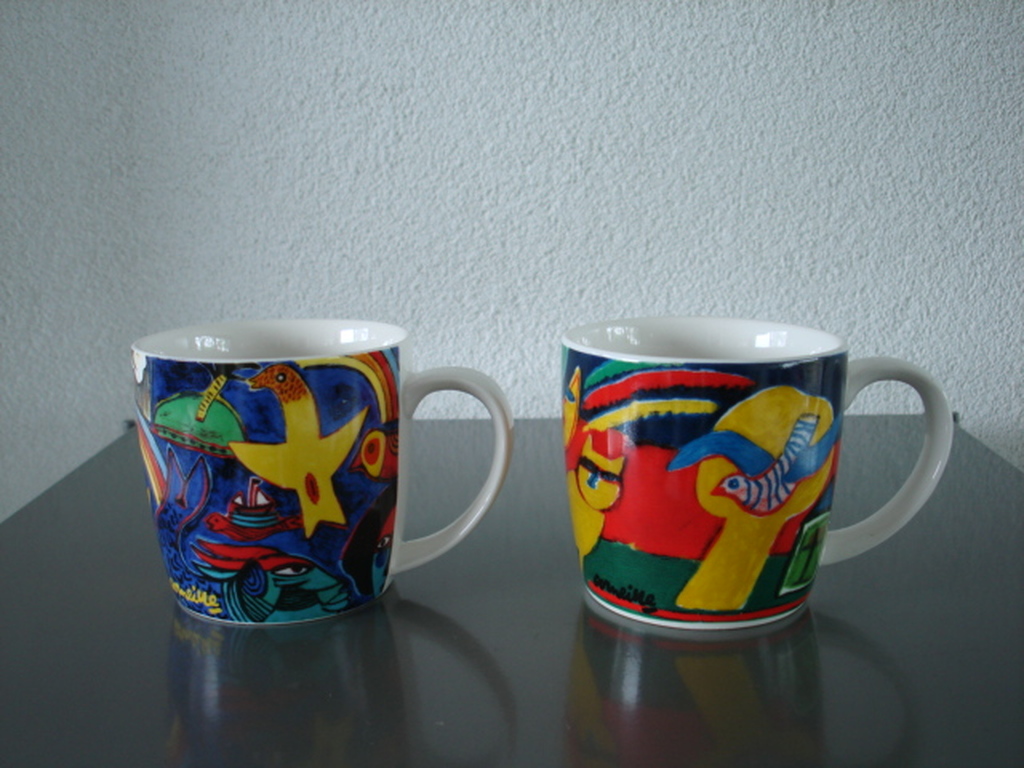 Corneille, twee bekers met oor kopen? Bied vanaf 13!