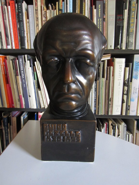 Art Deco buste - Guido Gezelle - gips kopen? Bied vanaf 1!