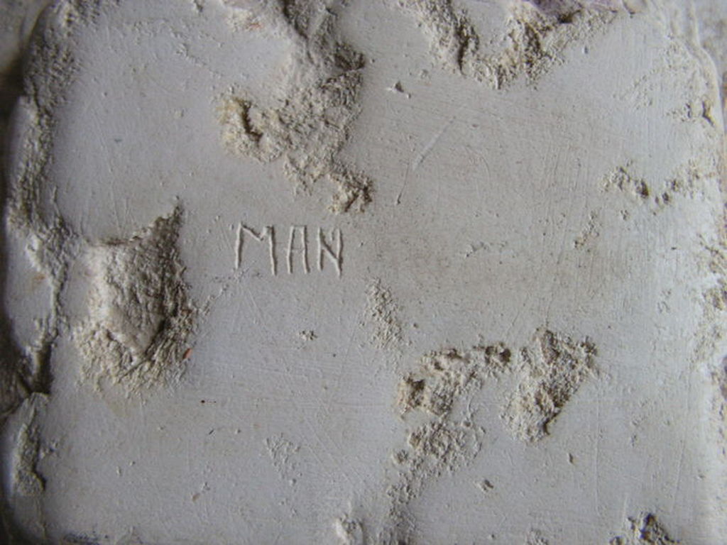 Peter Adrichem - gips/verf - Reliëf M/V kopen? Bied vanaf 45!