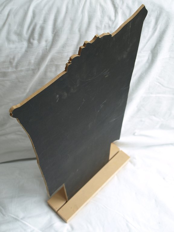 Bart Drost : Ruimtelijk werk met hout - Kiekeboe – 70 cm hoog kopen? Bied vanaf 1!