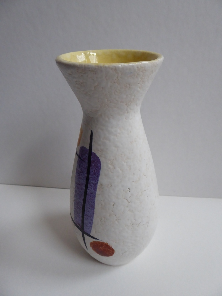 Vintage vaasje met gestileerd decor, Scheurich kopen? Bied vanaf 24!