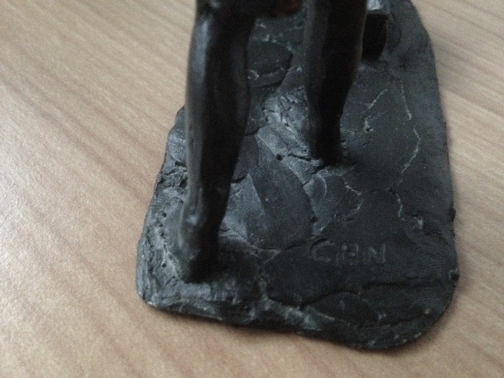 Prachtig bronzen beeldje Corry Ammerlaan van een jongen met speelgoedauto-14 cm kopen? Bied vanaf 25!
