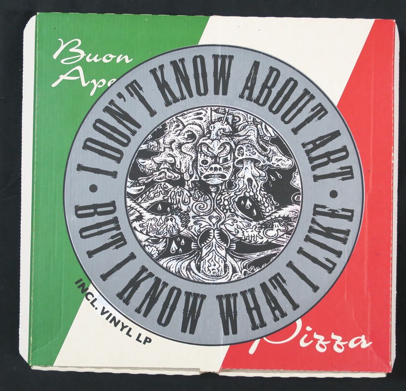 Pizzadoos met LP en 16 grafische werken: o.a. Barend van Hoek, I don't know about art, kopen? Bied vanaf 60!