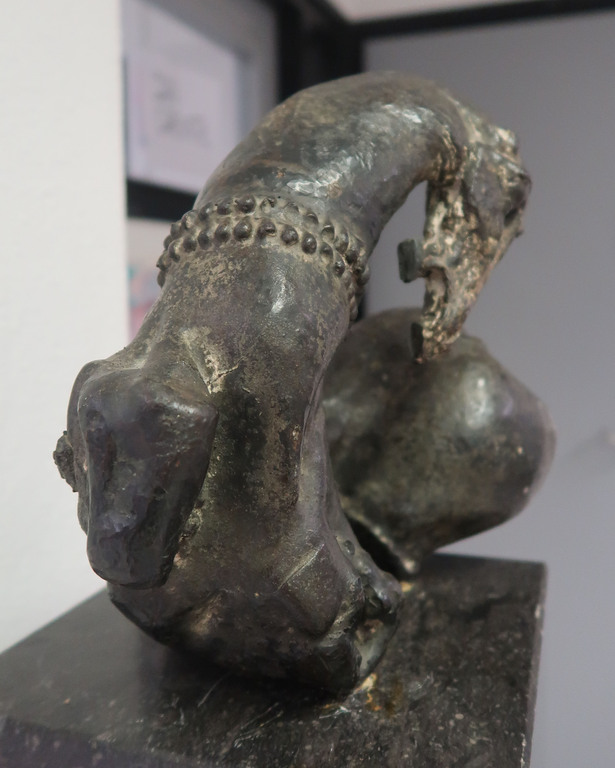 Arthur Spronken: Bronzen beeld op granieten sokkel, Paard  kopen? Bied vanaf 2000!