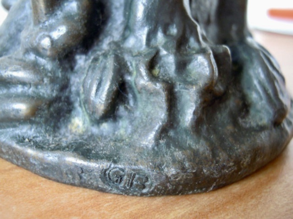 Zwaar bronzen beeld - Art deco stijl  - gesigneerd GB - 17,5 cm-LAATSTE KANS !!! kopen? Bied vanaf 50!