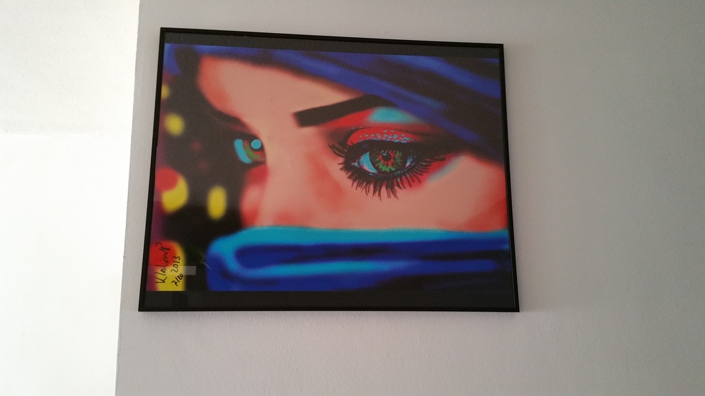 Vrouw kopen? Bied vanaf 100!