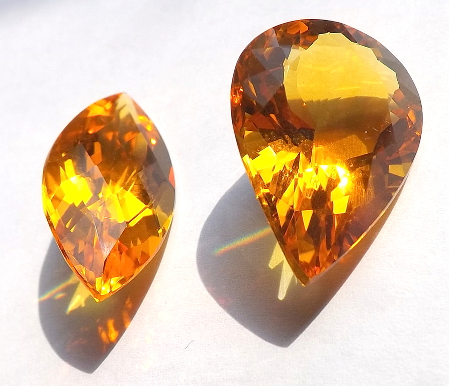 Paar natuurlijke Golden Citrine - Marquise Checker Cut en ovaal peer facet  kopen? Bied vanaf 1!