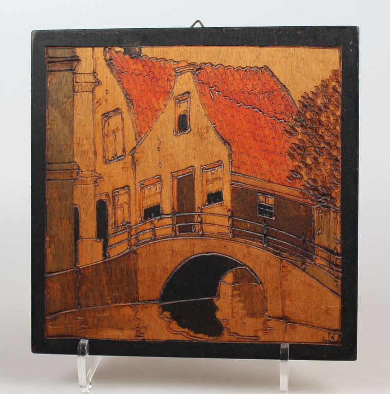 Gebrandschilderd art deco houten plankje met afbeelding van brug jaren '30 kopen? Bied vanaf 10!
