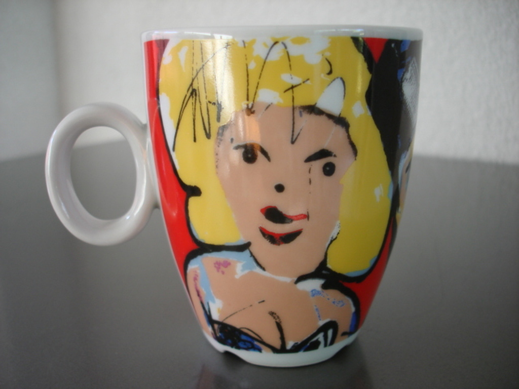 Herman Brood - Vier porseleinen kopjes. kopen? Bied vanaf 14!