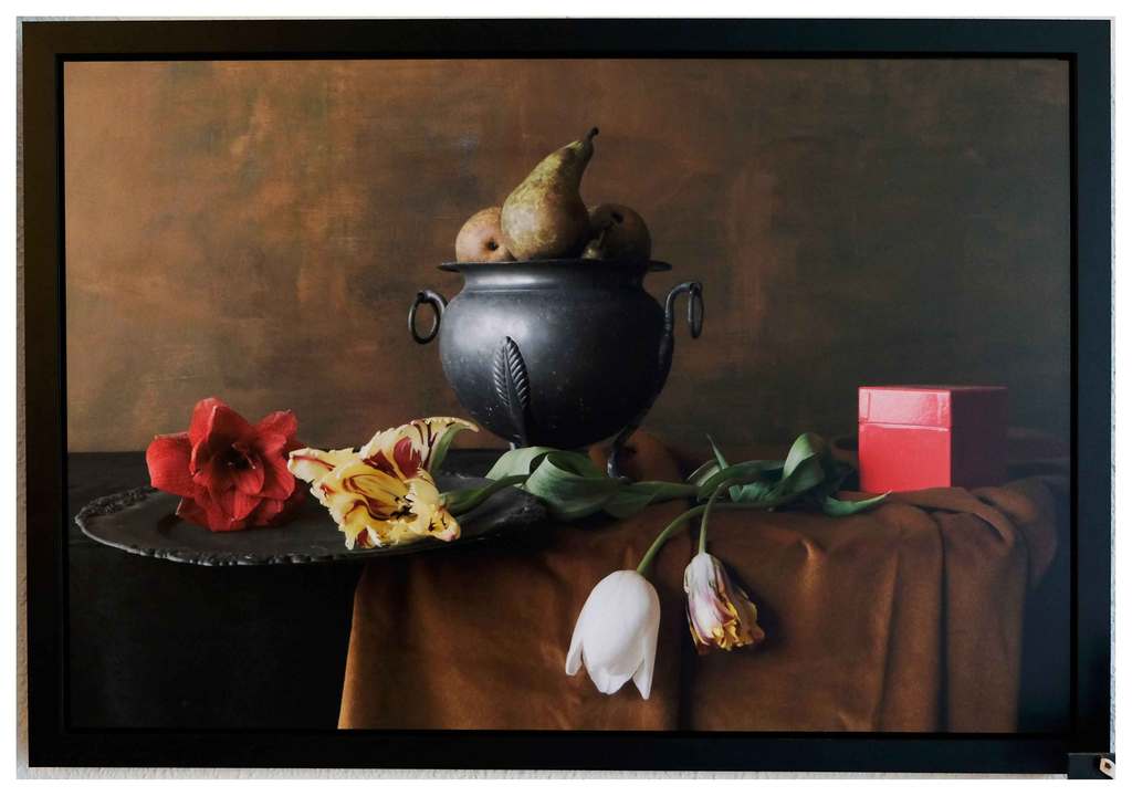 Marion Kraus , Kunstfotografie , Het rode doosje kopen? Bied vanaf 400!