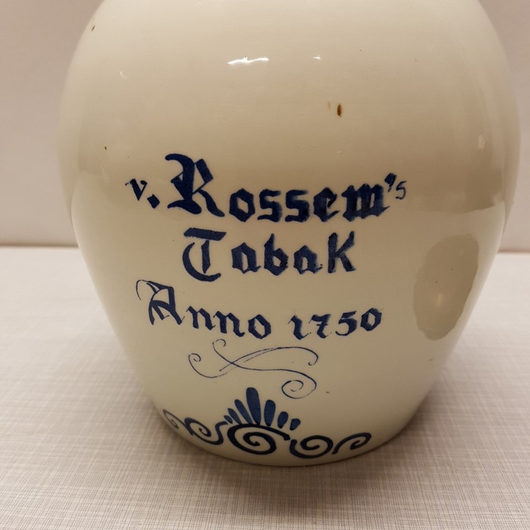 van Rossem's Tabak Anno 1950 - Tabakspot man aan de schandpaal kopen? Bied vanaf 10!