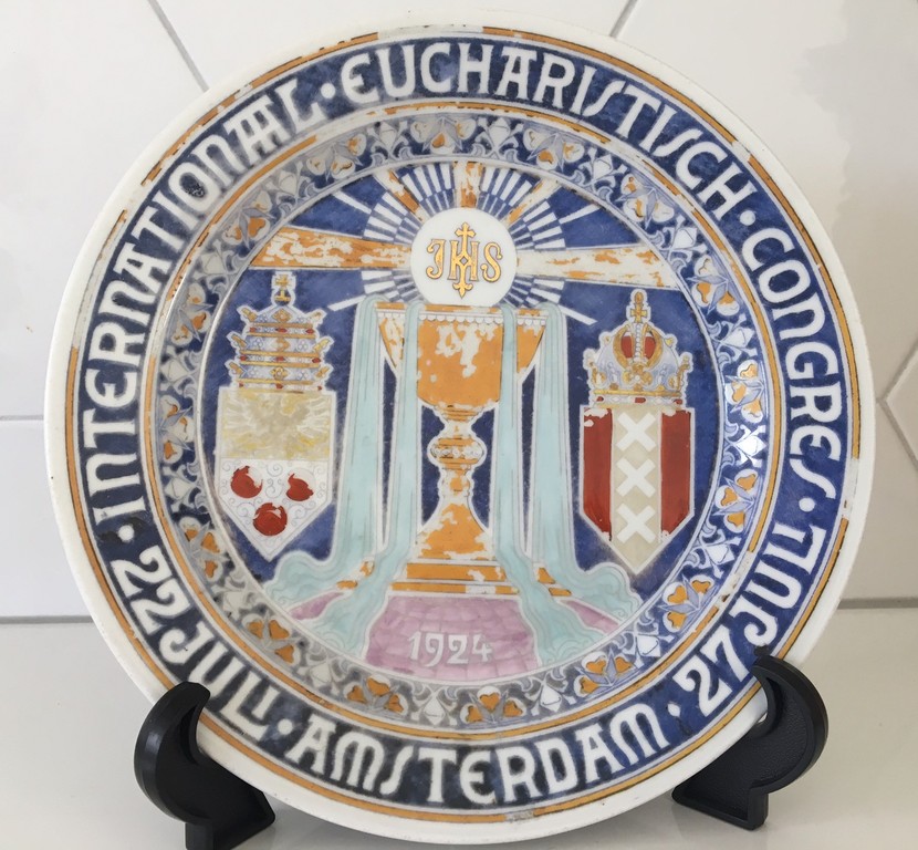 Mosa - Art deco bord int. Euharistisch congres 1924 in Amsterdam kopen? Bied vanaf 1!