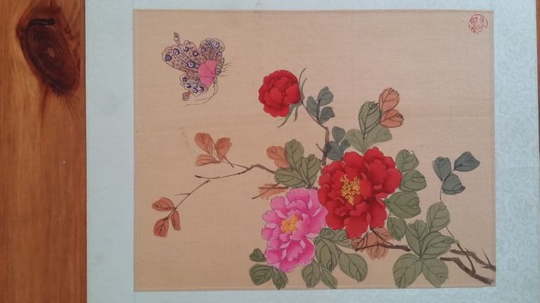 Oosters Schilderijtje van bloemen en vlinder op zijde kopen? Bied vanaf 1!