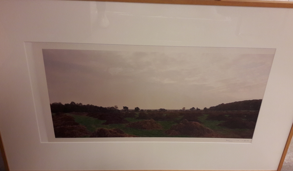 L Creyghton , Ingelijste foto , gesigneerd verkocht voor € 75!