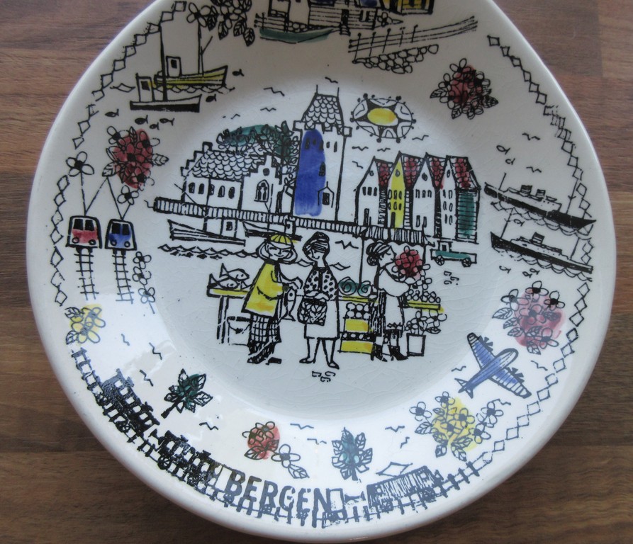 Ongespecificeerd - Inger Waage voor Stavanger Flint - Wandbord Bergen kopen? Bied vanaf 1!