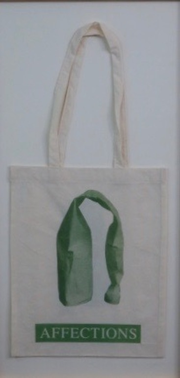 Joke Roobard: Zeefdruk op textiel, Affections -Ingelijst kopen? Bied vanaf 1!