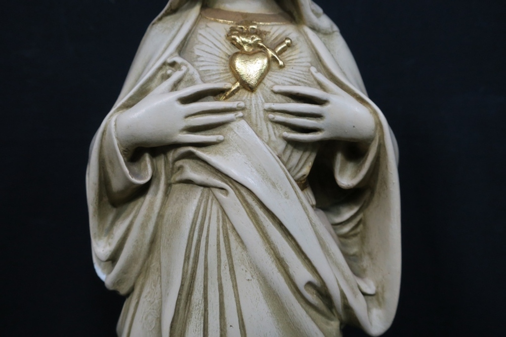 Gipsen beeld van De Heilige Maria kopen? Bied vanaf 70!