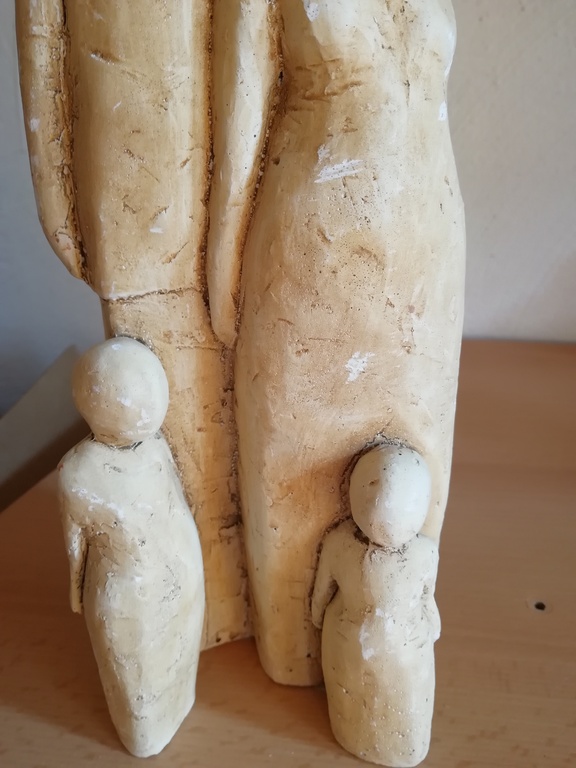 onbekend kunstenaar - beeld in keramiek - gelukkige familie kopen? Bied vanaf 1!