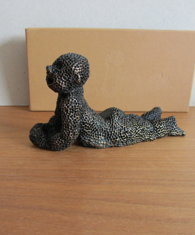 Carolein Smit, bronzen beeldje baby (liggend) kopen? Bied vanaf 300!