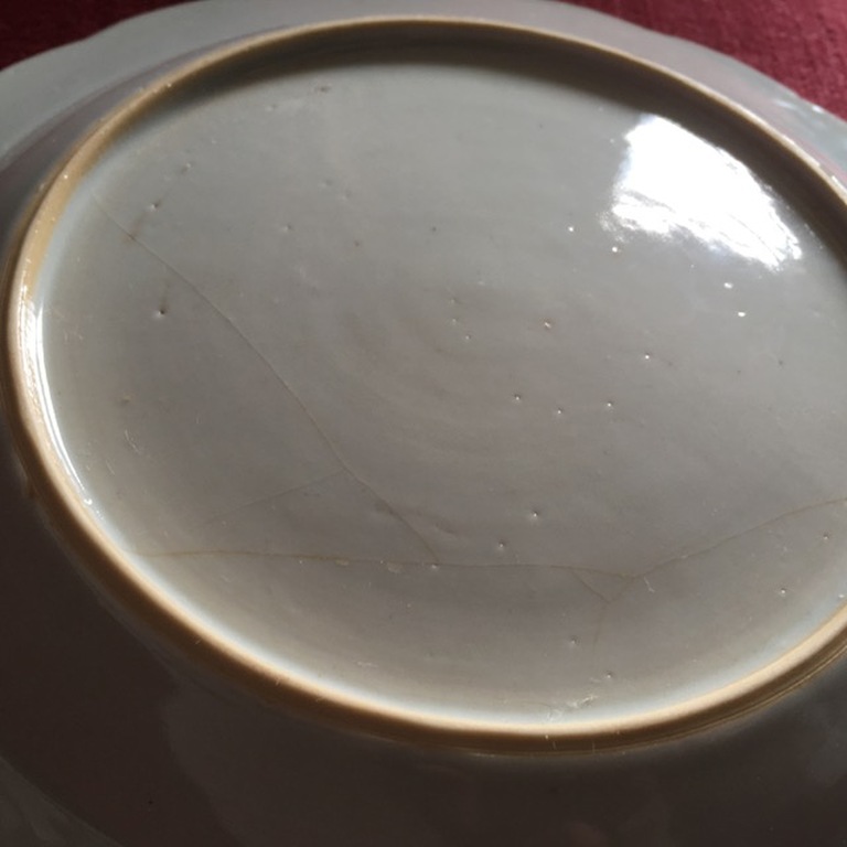 Chinees bord - Qianlong periode - met floraal decor - Uit ca. 1770 kopen? Bied vanaf 1!