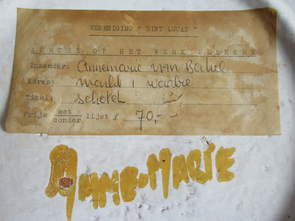 Annemarie van Bakel: keramieke Wandschotel kopen? Bied vanaf 1!