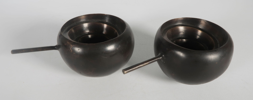 Onbekende kunstenaar: 2x Brons, Z.T. (Sjoerd Buisman?) kopen? Bied vanaf 1!