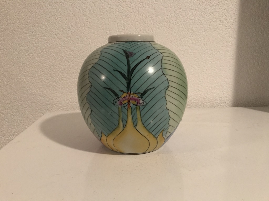 Kunstenaar Onbekend - Art Deco Vaas kopen? Bied vanaf 35!