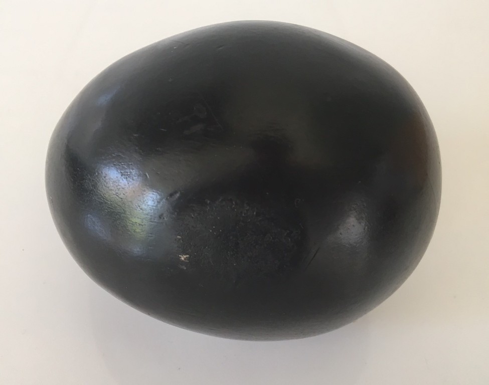 Twee abstract zwart houten figuren van eenden kopen? Bied vanaf 20!