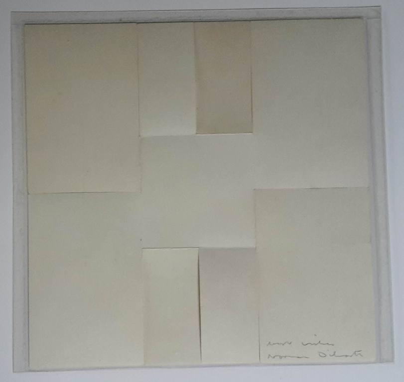 Norman Dilworth, kleine papieren sculptuur, z.j. gesigneerd verkocht voor € 41!