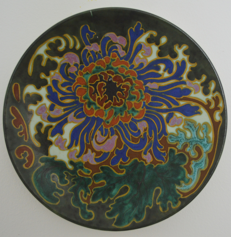 Bord floraal gedecoreerd met chrysant kopen? Bied vanaf 1!