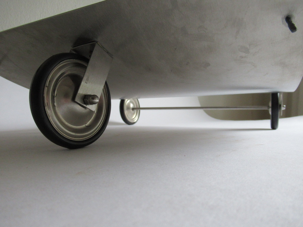 Studio van Eldik: fruitschaal en kaarsenstandaard kopen? Bied vanaf 1!