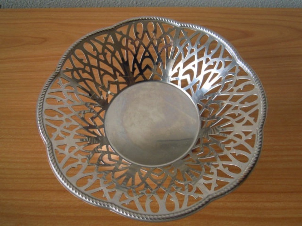 Schaal van ALESSI 22 X 6 cm in prachtige staat jaren 60 kopen? Bied vanaf 10!