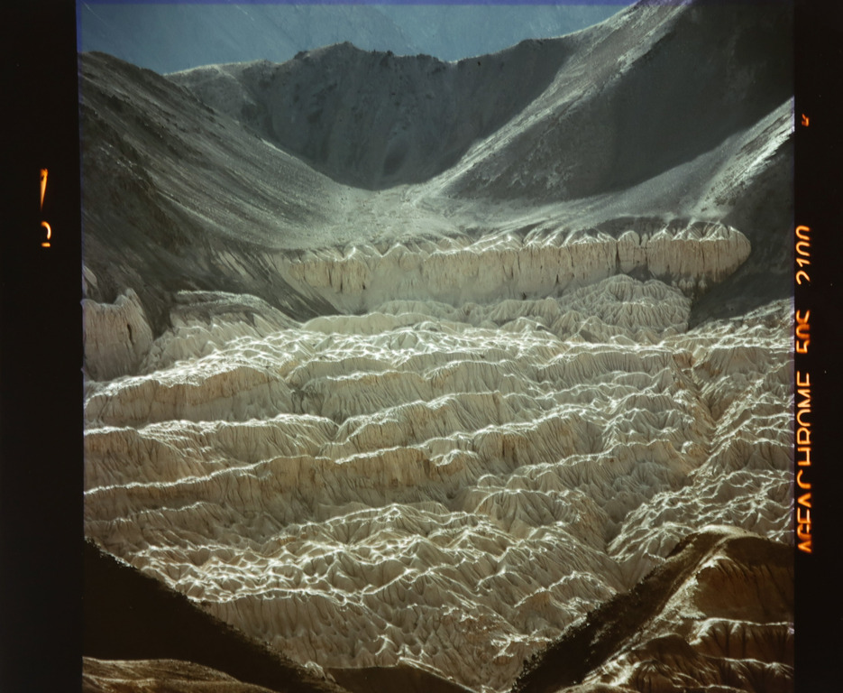 Diederik van Goethem: C-print, Lamayuru, opgedroogd meer Ladakh Himalaya kopen? Bied vanaf 20!