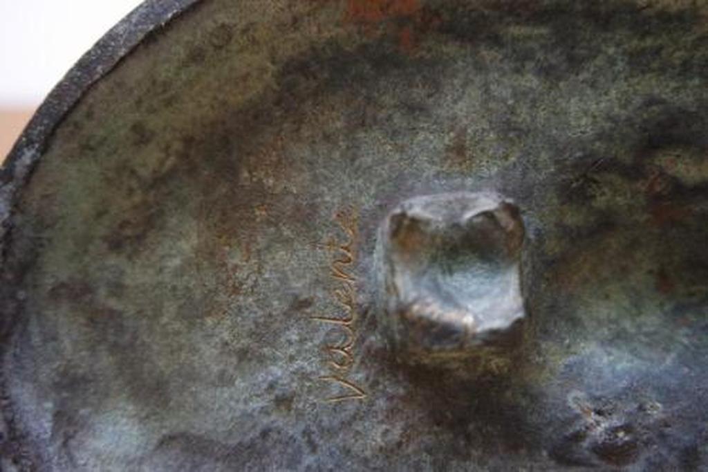 Bronzen beeld van 2 spelende kinderen, gesigneerd Valente kopen? Bied vanaf 39!