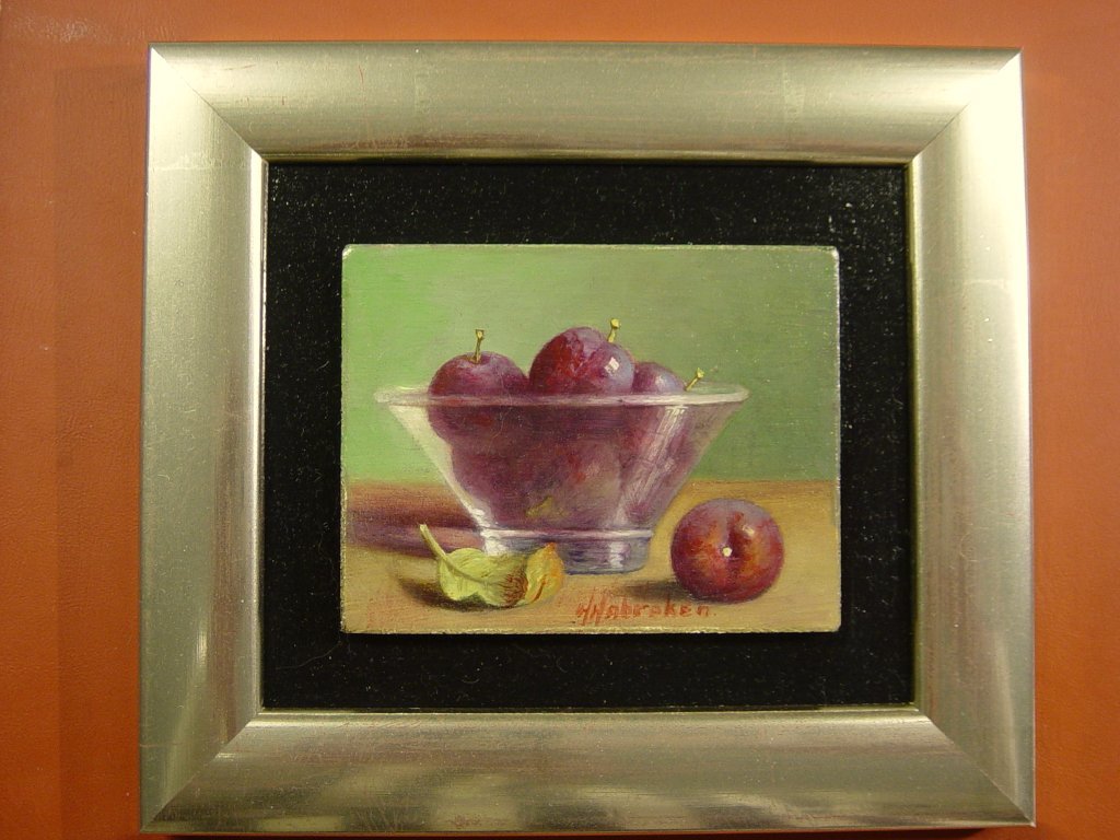 Hans Habraken - olieverf op paneel - stilleven met pruimen in glazen schaal kopen? Bied vanaf 195!