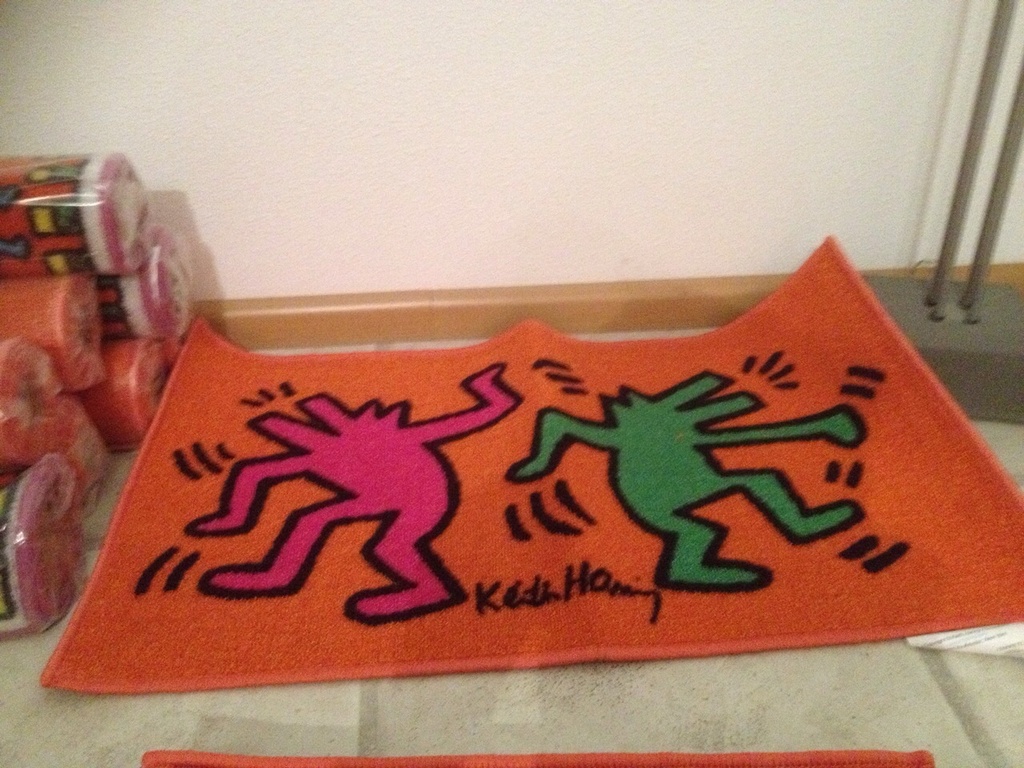 Keith Haring - luxe carpet - 75 x 45 cm  verkocht voor € 35!