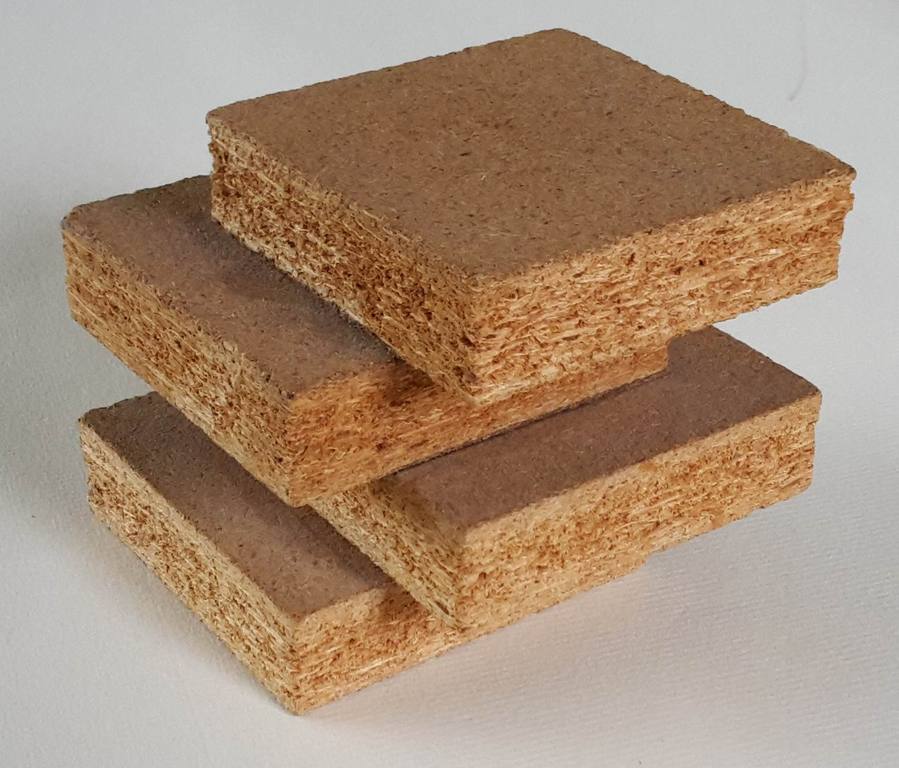 Ewert Hilgemann, klein object van spaanplaat kopen? Bied vanaf 40!