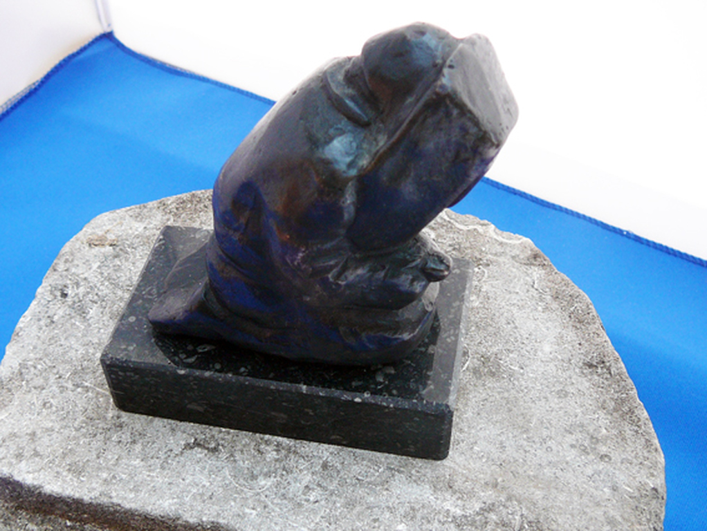 Marlies Noordkamp: 'De Lasser' -brons / 1999- verkocht voor € 40!