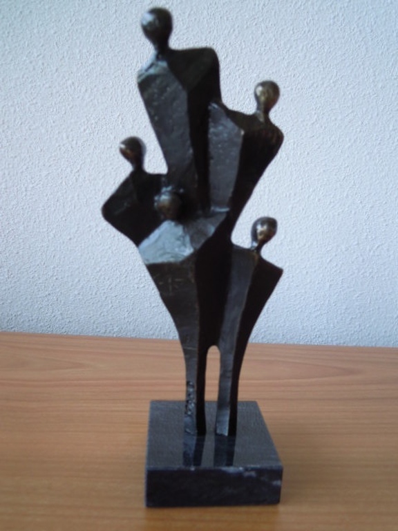 Bronzen beeld van CORRY AMMERLAAN 20 cm hoog = gesigneerd.  kopen? Bied vanaf 35!