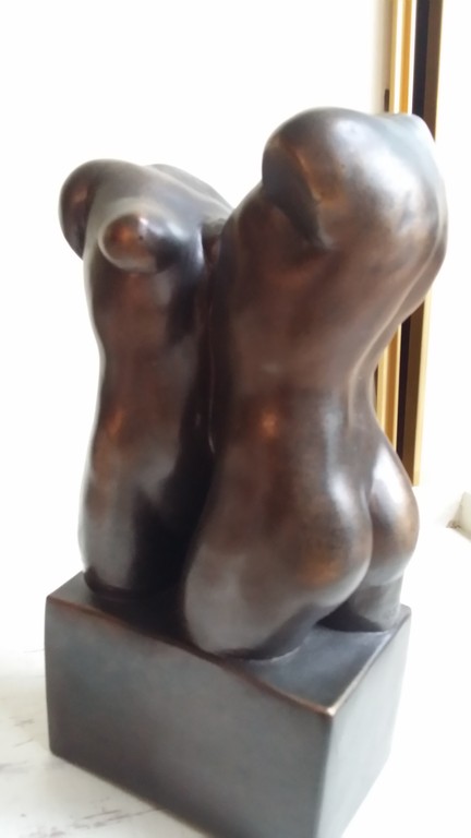 Sculptuur omhelzing torso man en vrouw gesingeerd francois verkocht voor € 163!