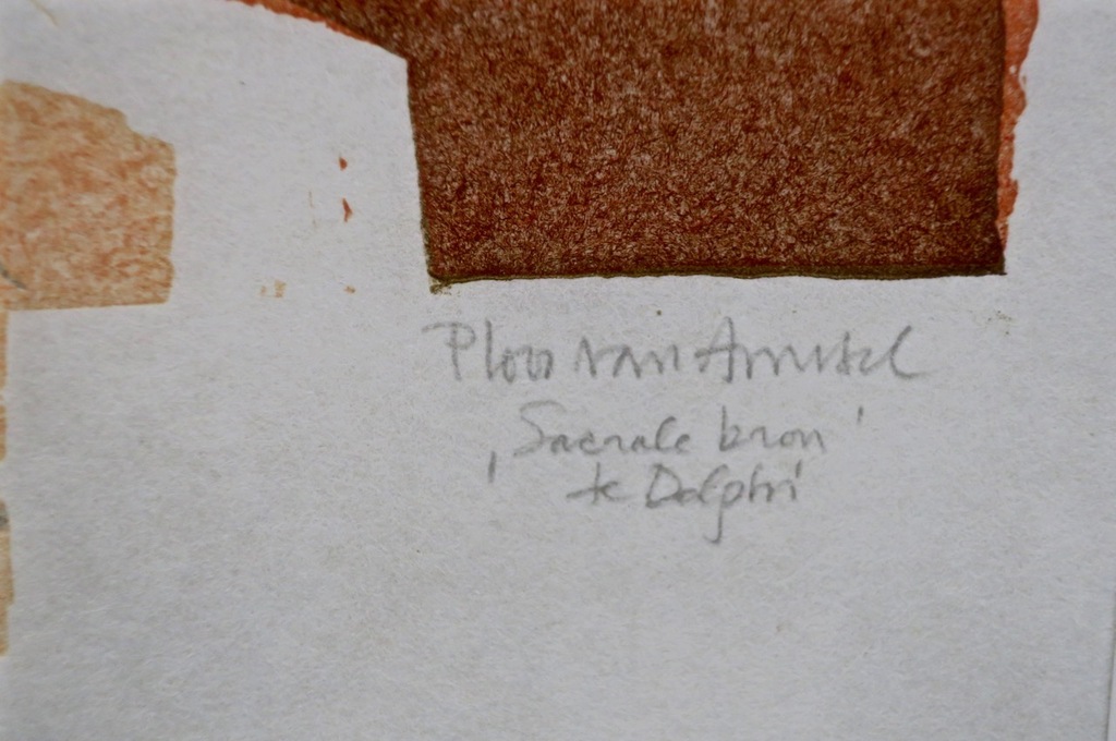 Jaap Ploos van Amstel: Linosnede, Sacrale bron te Delphi - Ingelijst kopen? Bied vanaf 1!