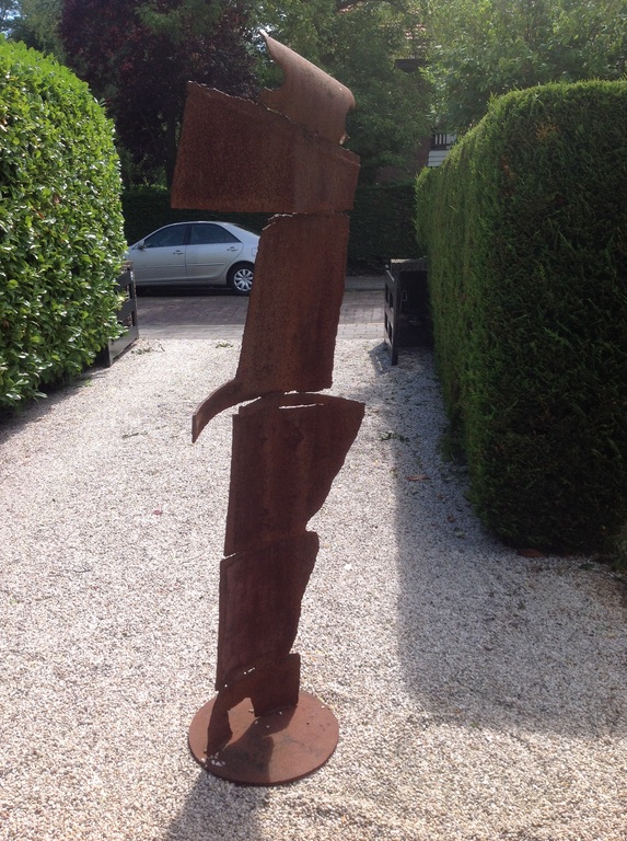 Theo Niermeijer IJzeren sculptuur kopen? Bied vanaf 400!