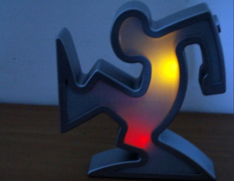 Osvaldo Cavandoci - Design lamp - Cartoon figuur 'La Linea' - veelkleurig licht kopen? Bied vanaf 1!