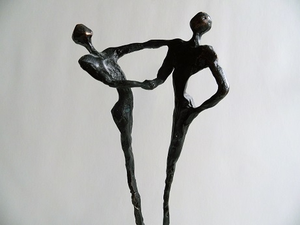 De deal is gemaakt, vriendschap en succes kopen? Bied vanaf 55!