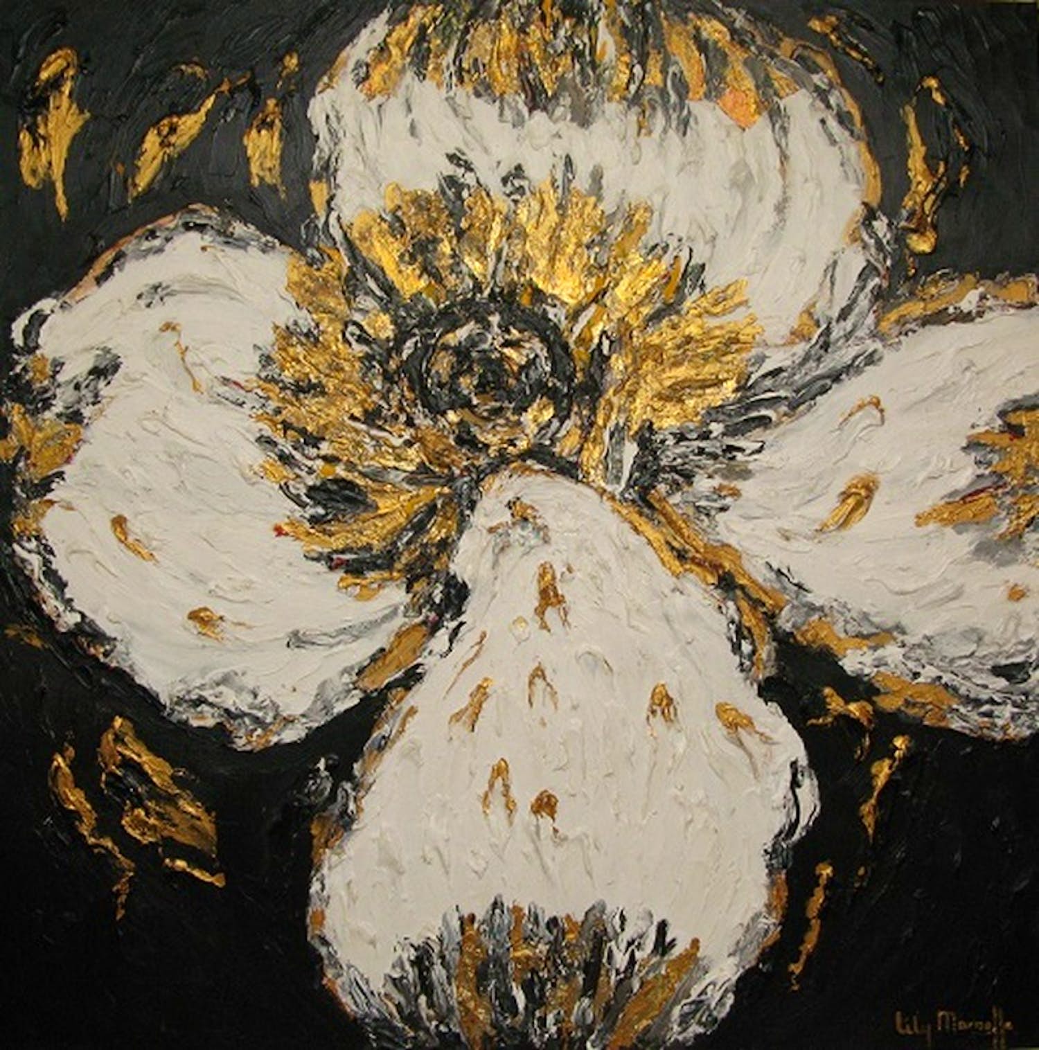 Lily Marneffe - Golden Jewel kopen? Bied vanaf 500!