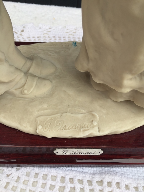 Beeldje van Giuseppe Armani kopen? Bied vanaf 15!