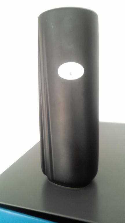 Jeroen Bechtold voor Flora Keramiek Hardenberg: Matzwarte vaas kopen? Bied vanaf 7!