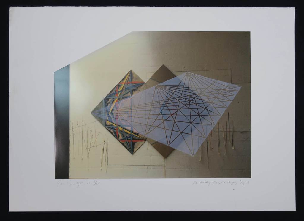 Geertjan van Oostende: Foto en zeefdruk op papier, A rising star- A dying light kopen? Bied vanaf 20!